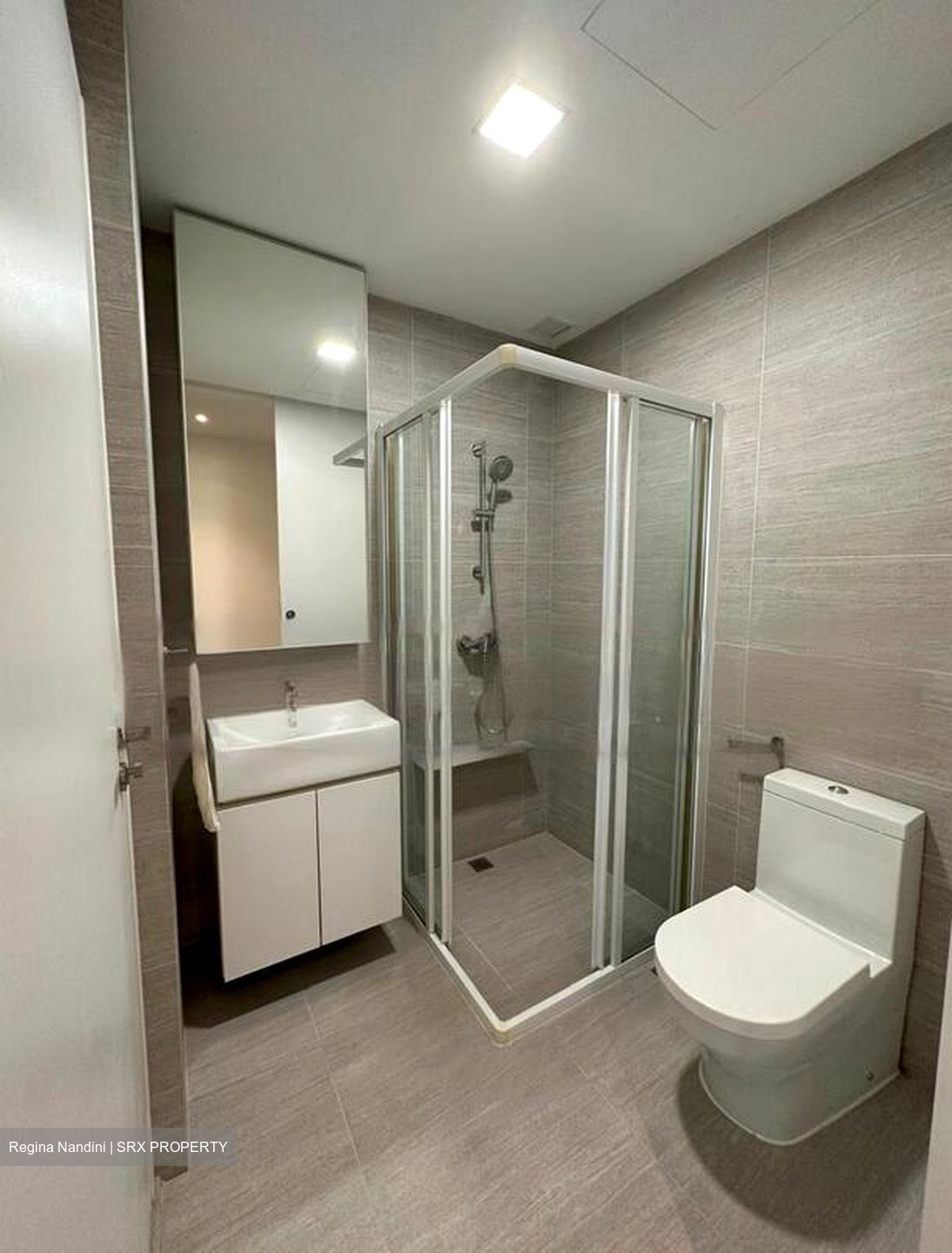 Sky Vue (D20), Condominium #630368371